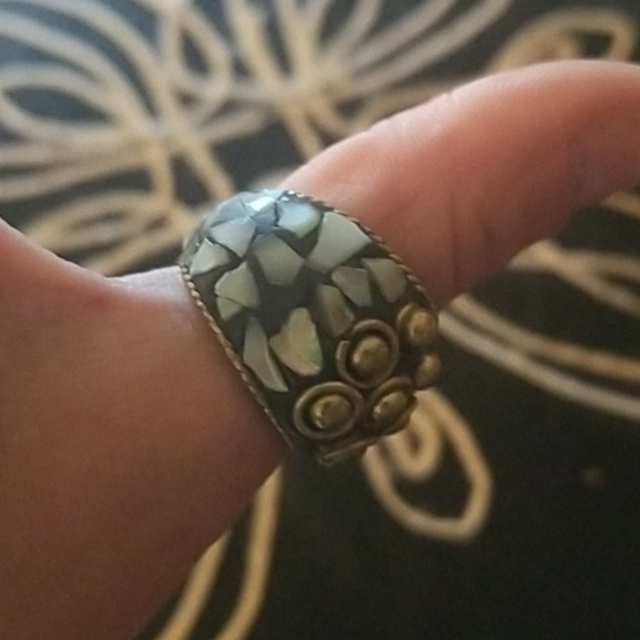 Beautiful Gold Stone & Studded Adjustable ring - Picture 3 of 6